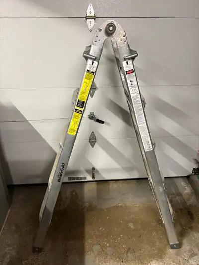Mastercraft 300 lb. aluminum ladder. Mod # 061-1056-6 check out Canadian Tire's website for facts. C...