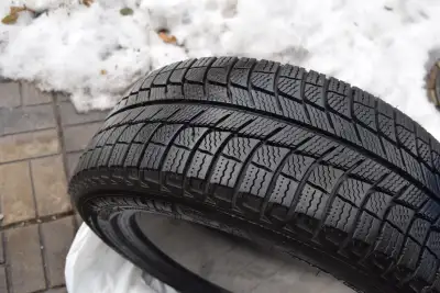 4x195/65r15 MICHELIN X-Ice Xi3 winter tires came of a Toyota Corolla and will fit Toyota Corolla and...