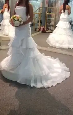 Robe de mariage taille 2-4, View more