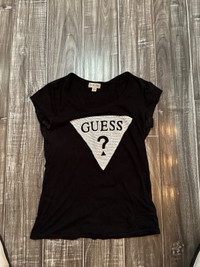 Women’s Small Guess Shirt