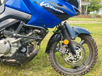 2005 Vstrom 650 with only 19000km. Comes with aluminum skid plate, expandable panniers, givi hard st...