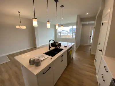 Furnished room for rent in brand new home. All inclusive - all utilities included + internet. Cleane...