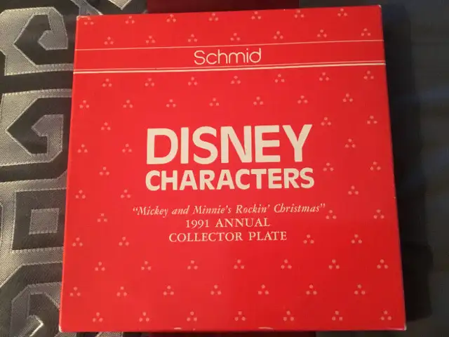Schmid Mickey & Minnie's Rockin' Xmas 1991 Collectors plate63234654239233122