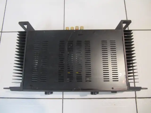 Audiotrak 500 Stereo Reference Commercial Pro Amplifier 500w/ch in Stereo Systems & Home Theatre in Mississauga / Peel Region - Image 3