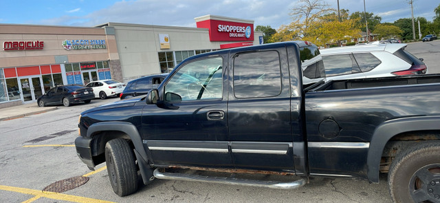 2006 Silverado 1500 for sale in Cars & Trucks in St. Catharines - Image 4