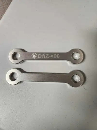 2 inch lowering links brand new.