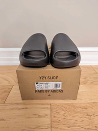 Yeezy Slide Onyx (2022) Size 11 & 12