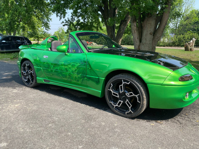 1990 Mazda MX-5 Miata dans Autos et camions  à Ouest de l’Île