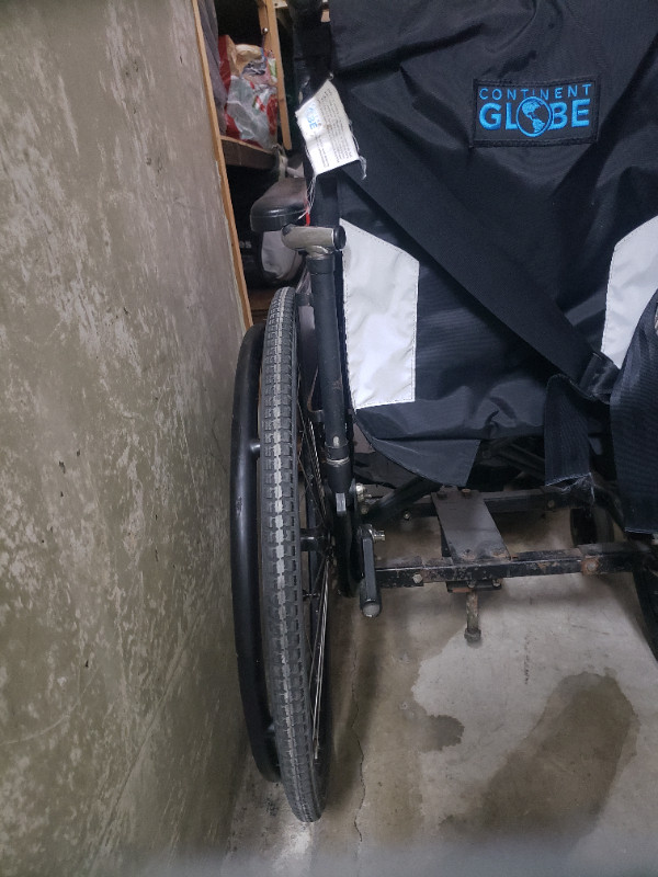 Wheelchair Medical Supplies URGENT dans Santé et besoins spéciaux  à Ville de Montréal - Image 3