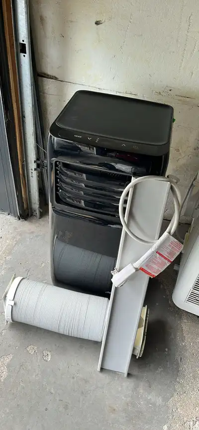 10000btu like new arctic king portable AC, View more