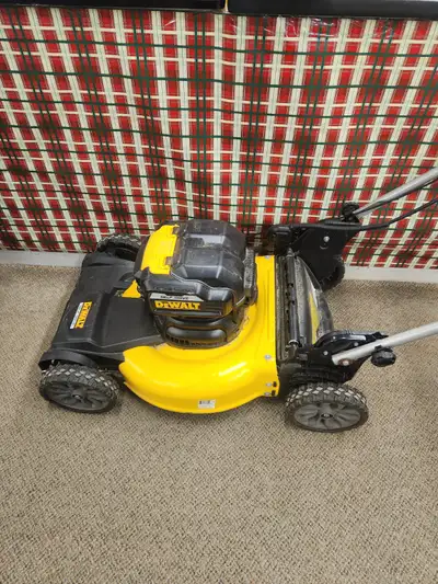 DEWALT 2x20V MAX Lithium Ion Cordless Brushless 21.5" Self-Propelled Mower w/ 2 10Ah Batteries and C...