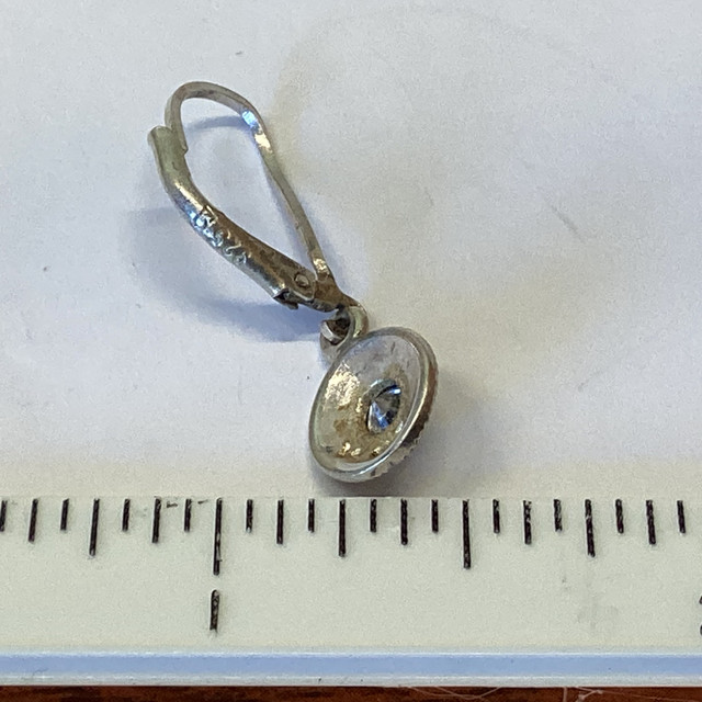 Single Dangle Drop Silver Pierced Earring in Jewellery & Watches in Winnipeg - Image 2