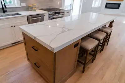 ✔✔|| Quartz Countertops for Island and Backsplash, View more
