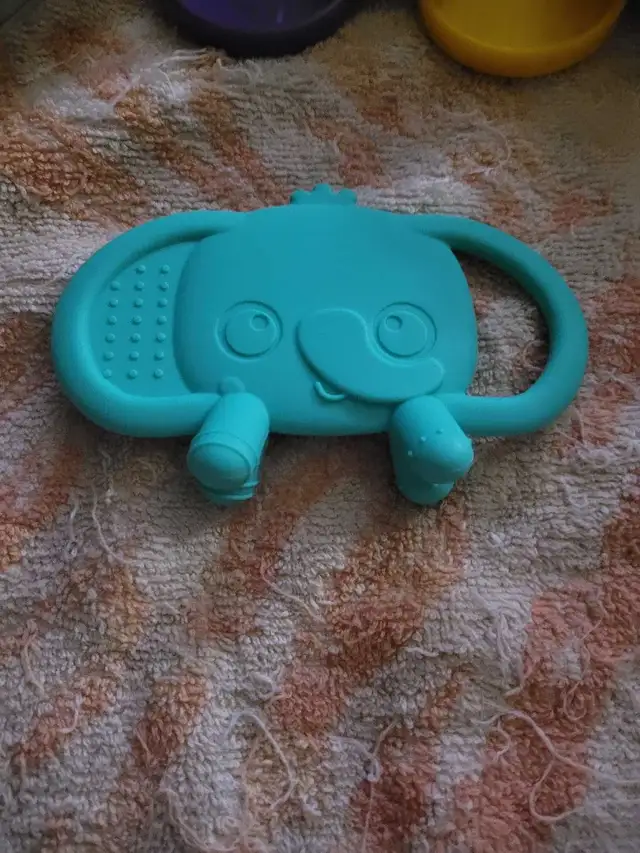Bright Starts Tame Your Tusks Silicone Teether. 