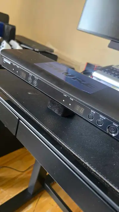 Shure SM58 + gator case, View more