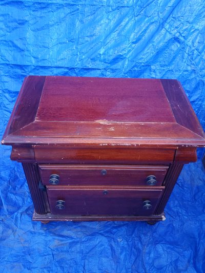 2 drawer dresser chest of drawers. I deliver!, View more
