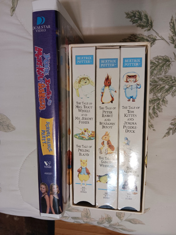Disney, WB, and other 1995-2005 Family Movie VHS tapes in CDs, DVDs & Blu-ray in Mississauga / Peel Region - Image 4