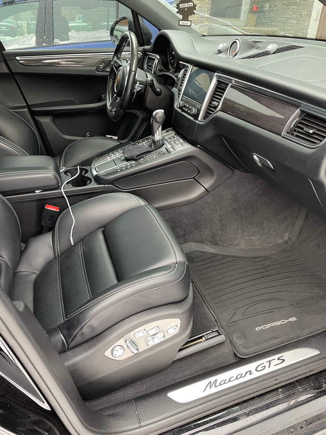 Porsche Macan in Cars & Trucks in Calgary - Image 3