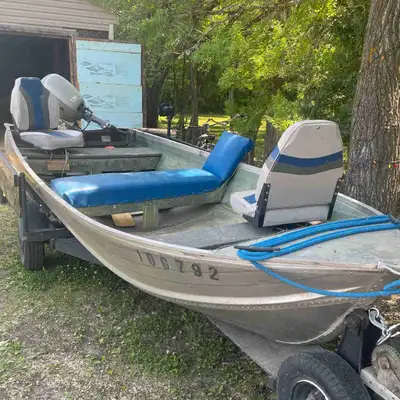 I'm selling my used boat and motor, perfect for calm waters and fishing trips. The boat comes equipp...