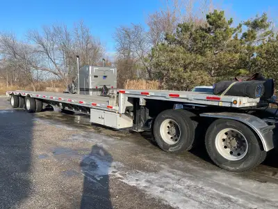 I am selling my 53’ Stepdeck Trailer 2021 Load King Combo 53’ Step Deck Trailer with 2 load leveller...