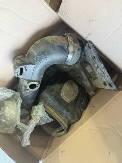 2011-16 LML, AFE cold air intake Needs a cleaning $300 clams come And get her.