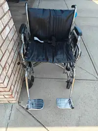 Breezy EC (22″ Wide) – Heavy Duty Hospital-Style Wheelchair
