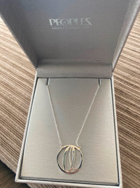 Peoples “O” Sterling silver necklace
