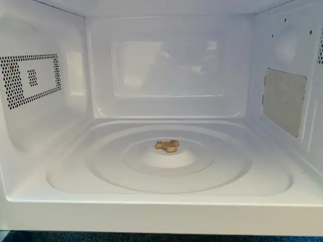 MASTER Chef EM720CL7 Microwave — $55603219763921561602