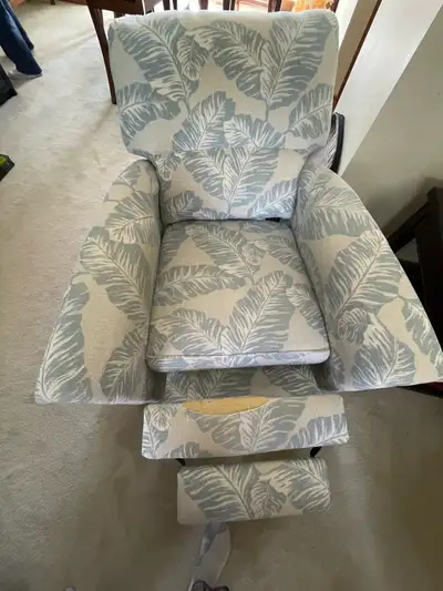 recliner, View more