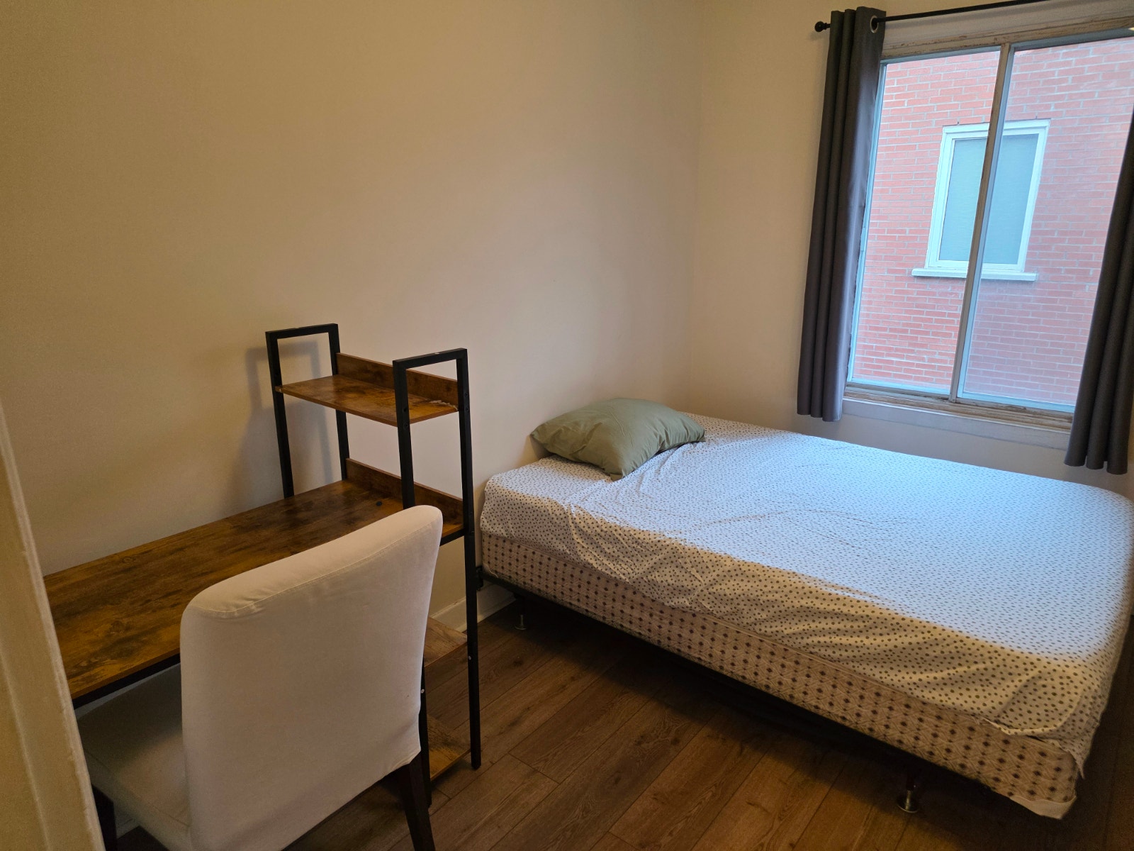 chambre à louer 650 — photo 3