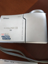 Nikon Coolpix S10 camera