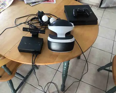 ps4 avec manette et ps vr avec manette, View more