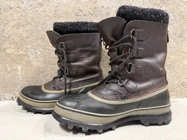 Sorel Boots, Women in Women's - Shoes in City of Toronto - Image 5