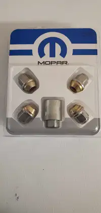 MOPAR Wheel Locks - 82210508