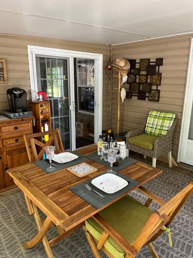 Fisherman’s Cove Cottager Escape 36X12 w/ large Sun/Screen Room. in Park Models in Owen Sound - Image 8