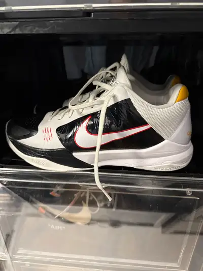 Kobe 5 protro Bruce Lee alternate, View more