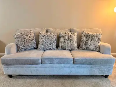 Excellent condition couch for sale, View more