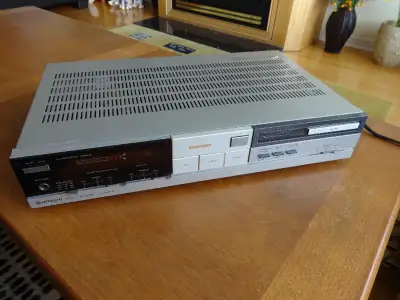 Hitachi HA-2 Vintage(1983) Stereo Integrated Amplifier for sale, View more