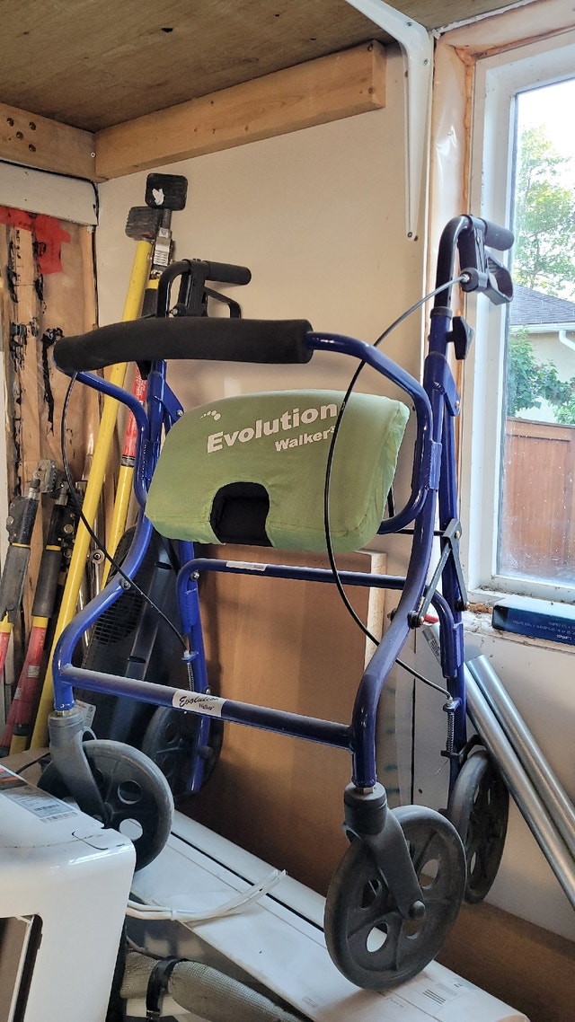 Walker aid Health & Special Needs Calgary Kijiji