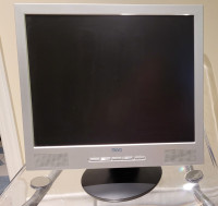 Monitor - MAG Innovision MA-782Kc 17" - built in speakers!