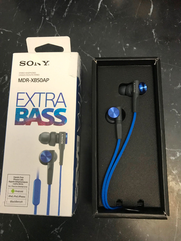 NEW Sony MDR-XB50AP - Extra Bass Headphones Earbuds MDR-XB50AP