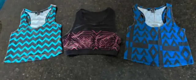 NWT Crop Ts and Tanks XS-S in Women's - Tops & Outerwear in Gatineau - Image 3