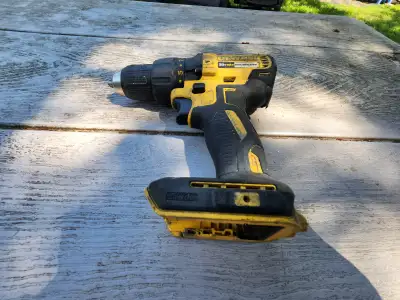 Dewalt DCD777 1/2" 20V Cordless Drill Driver, View more