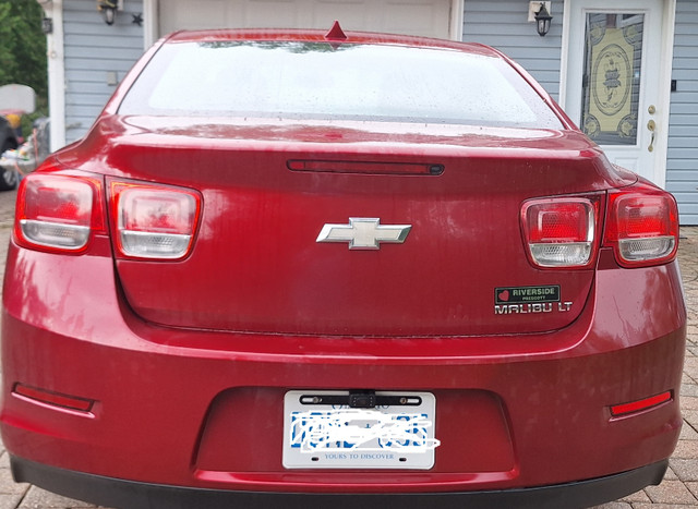 2013 Chevy Malibu 2.5 l  4 cylinder in Cars & Trucks in Ottawa - Image 4
