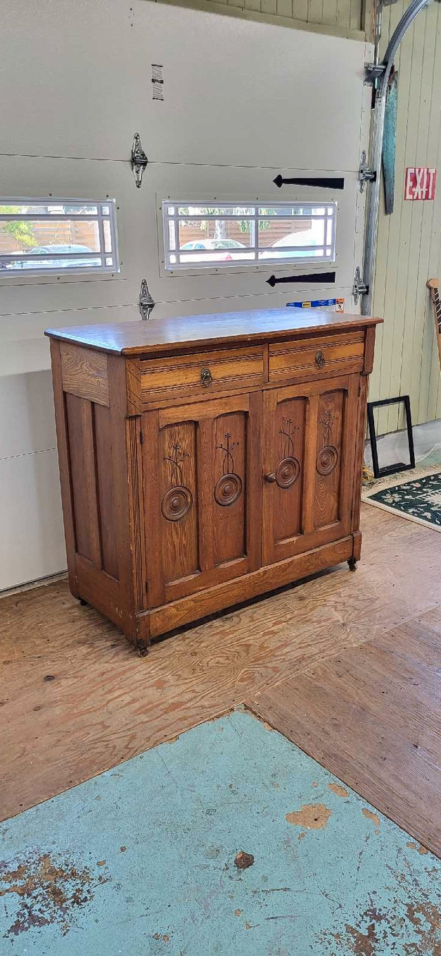Beautiful Antique Hutch - Solid Butternut in Hutches & Display Cabinets in Trenton