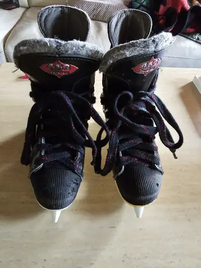 ccm 452 tacks size 4.5/37.5, View more