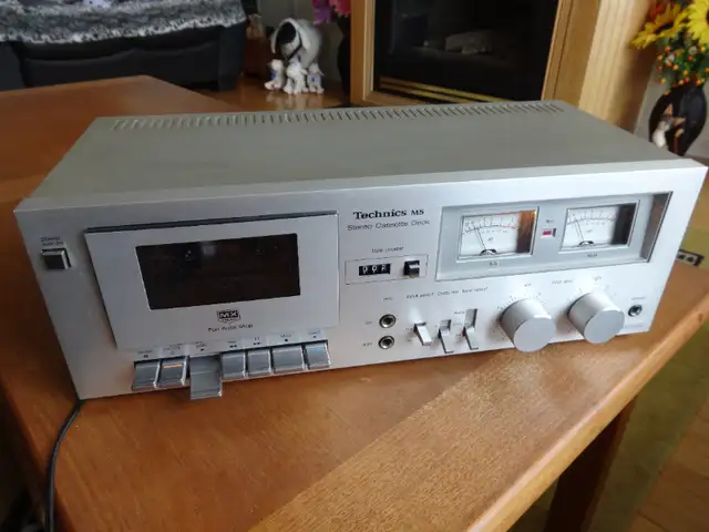 Technics RS-M5 Vintage Stereo Cassette Tape Deck(1980-82) in Stereo Systems & Home Theatre in Markham / York Region - Image 3
