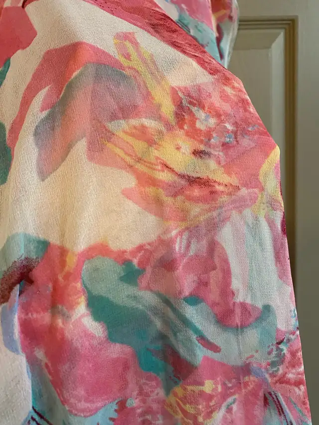 Beautiful Floral Patterned Scarf63826838991745122