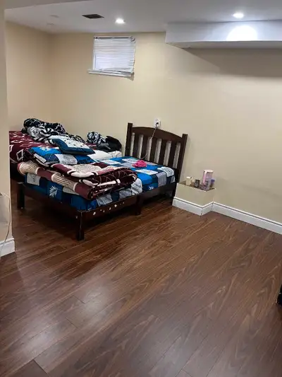 SHARED FEMALE ROOMS FOR RENT BRAMPTON