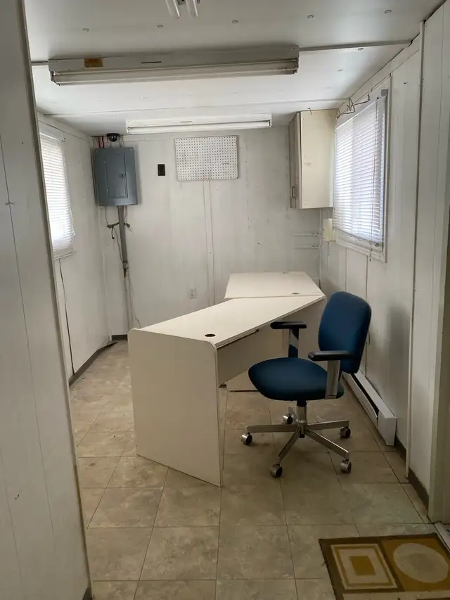 Mobile Office Trailer/Tiny Home -Ridgetown “REDUCED” “ in Other in Chatham-Kent - Image 5